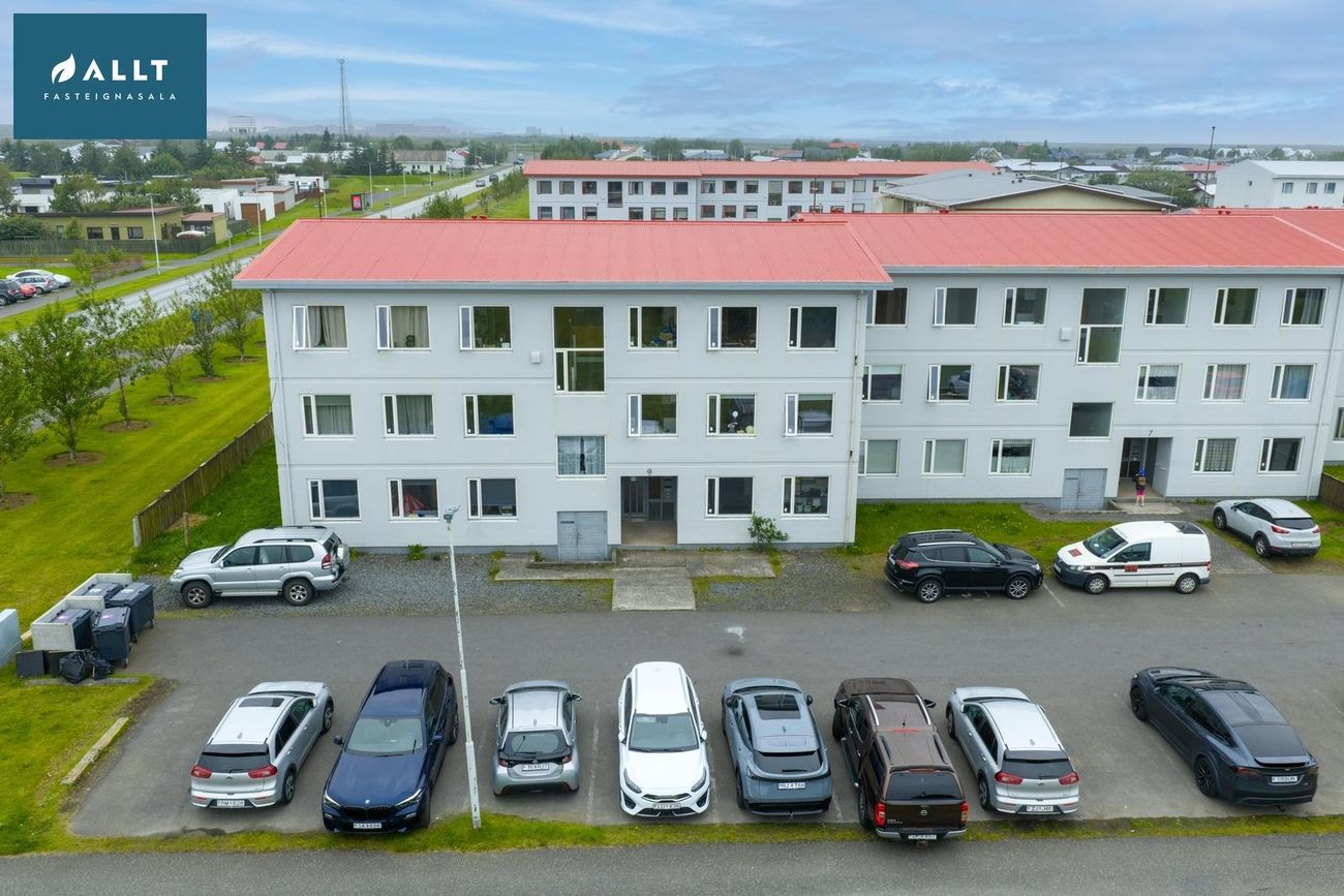 Heiðarhvammur 9, 230 Reykjanesbær