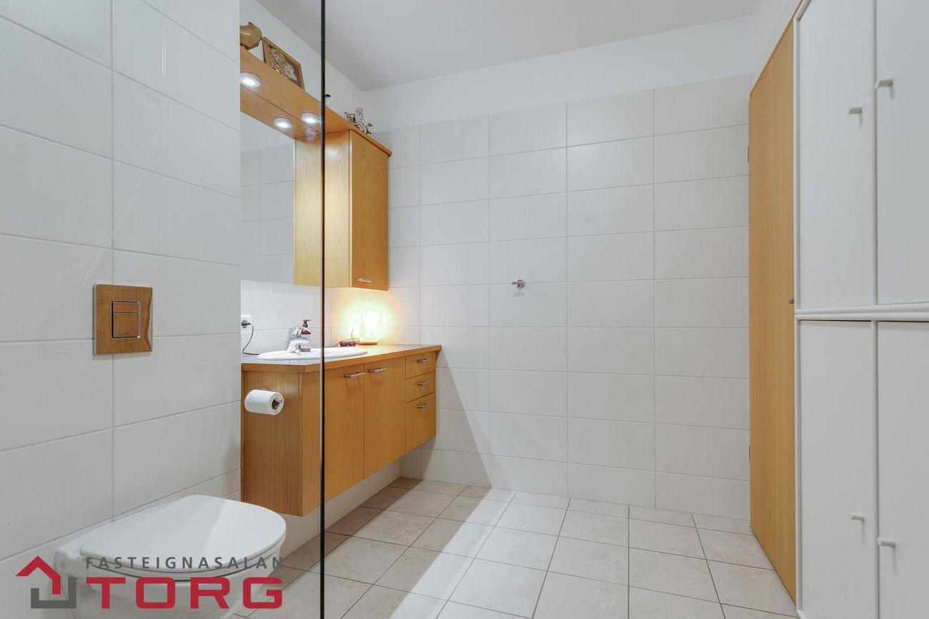 Strikið 4, 210 Garðabær