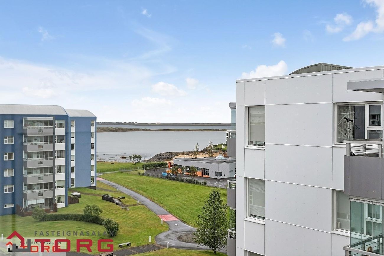 Strikið 4, 210 Garðabær