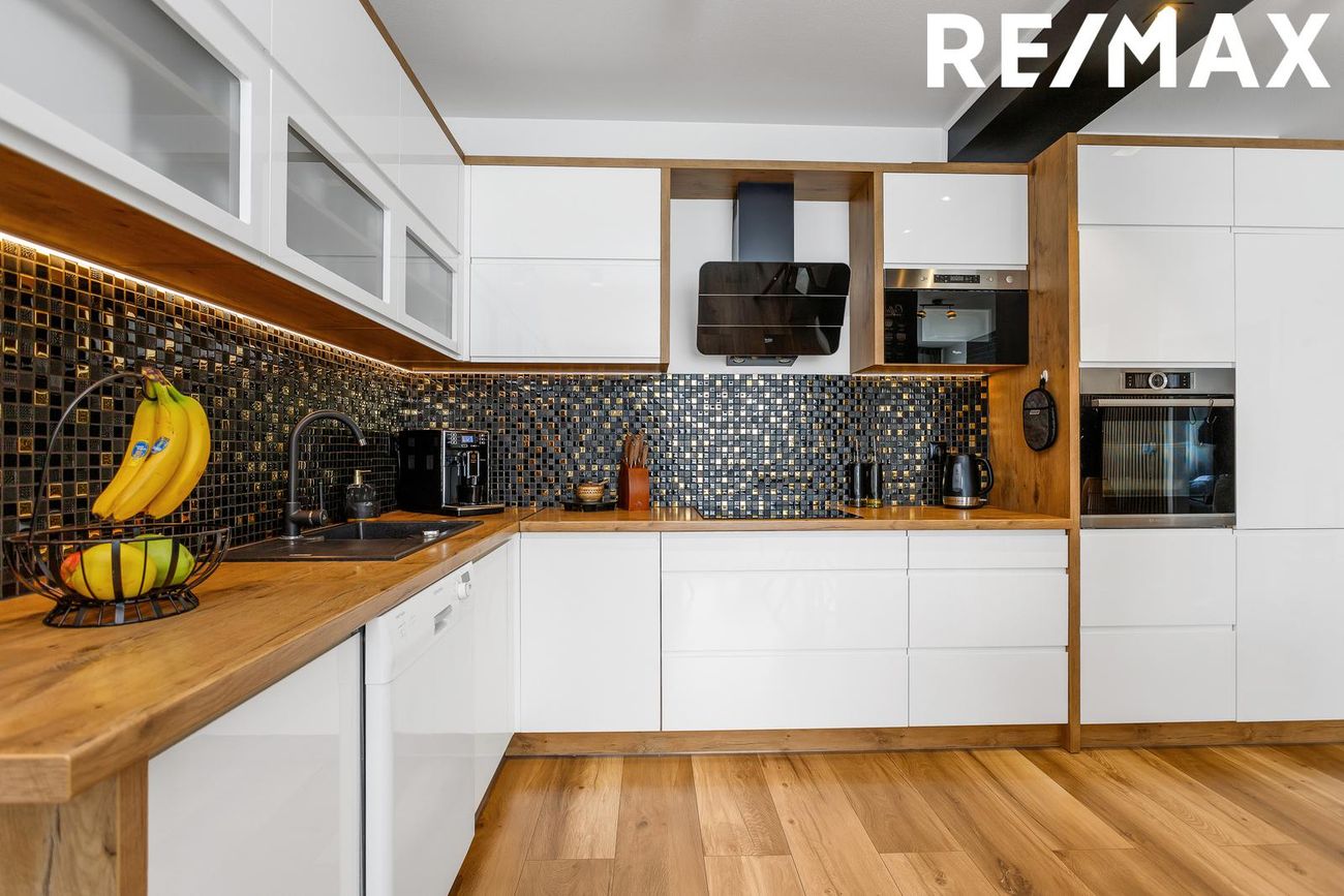 Burknavellir 17A, 221 Hafnarfjörður