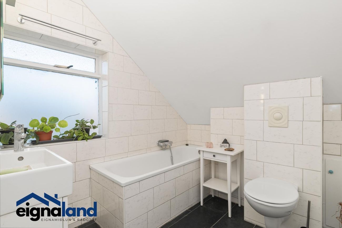 Langholtsvegur 99 - 0201, 104 Reykjavík