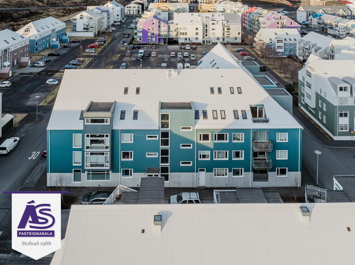 Naustabryggja 13 - 0105, 110 Reykjavík