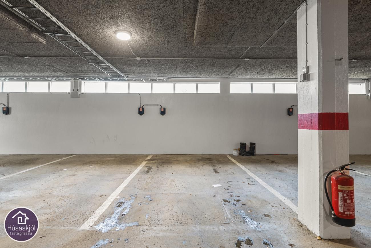 Miðleiti 1, 103 Reykjavík