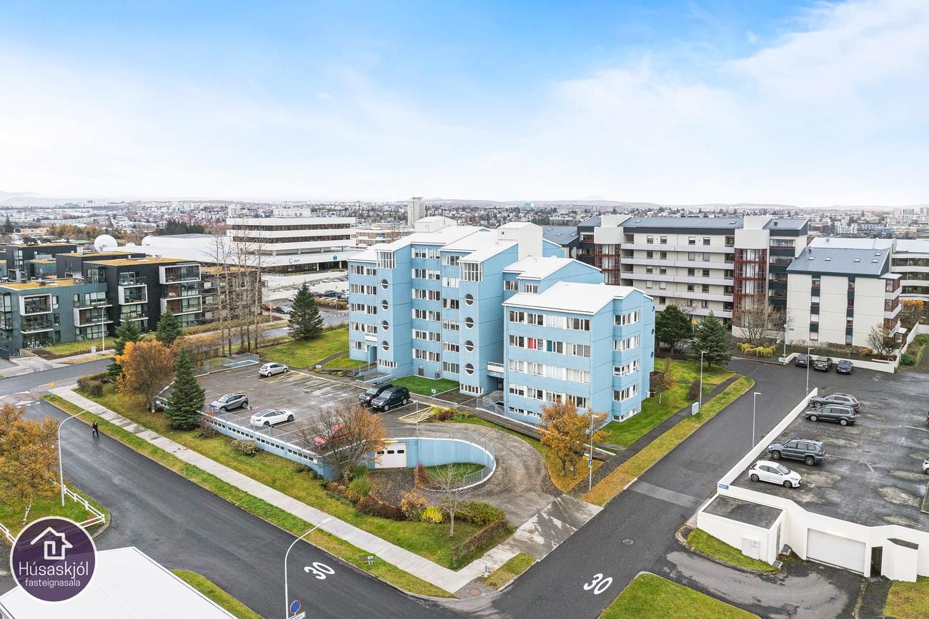 Miðleiti 1, 103 Reykjavík