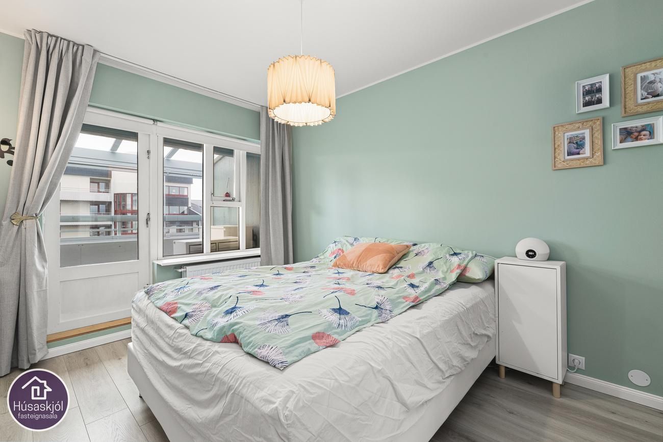 Miðleiti 1, 103 Reykjavík