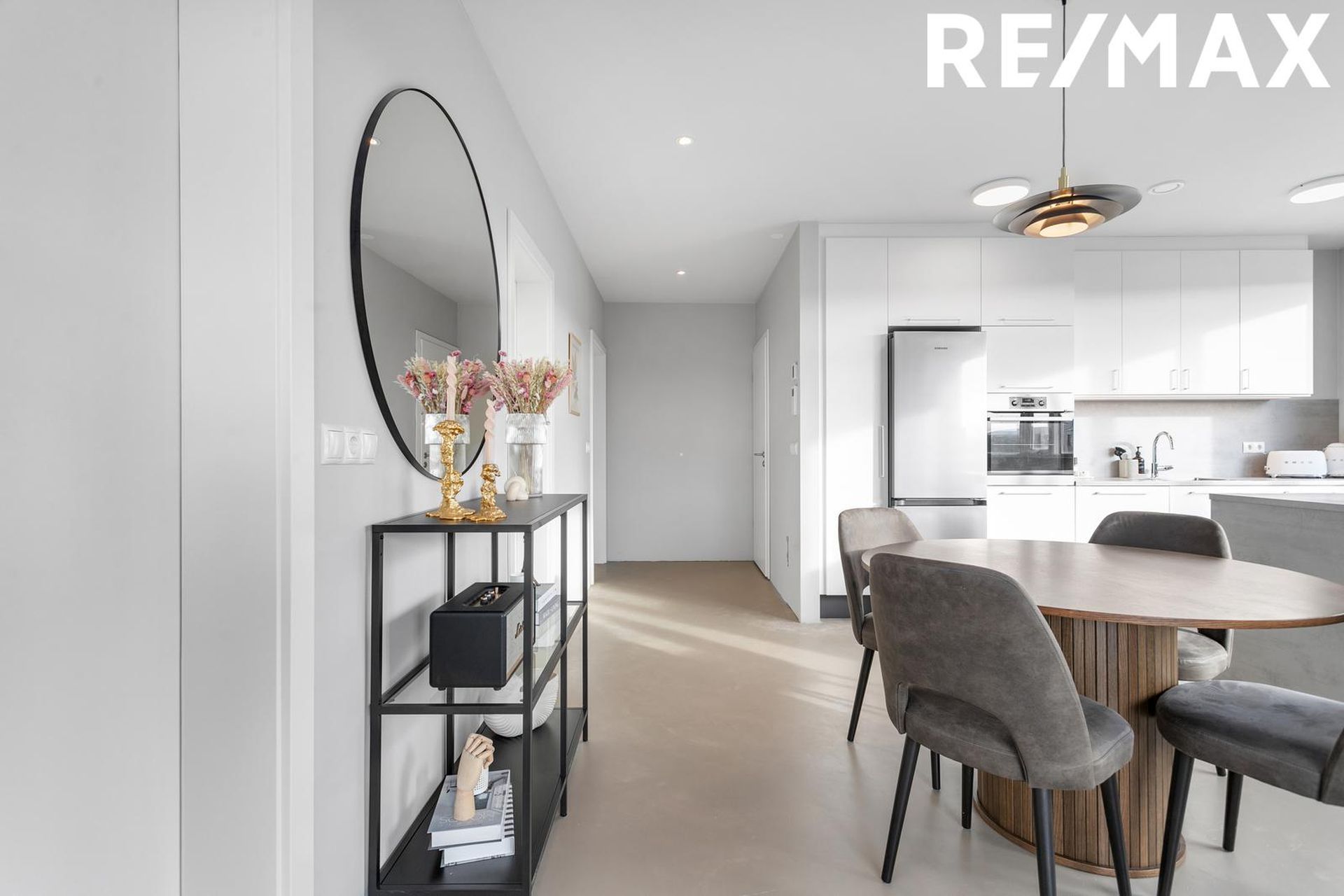 Rökkvatjörn 1, 113 Reykjavík