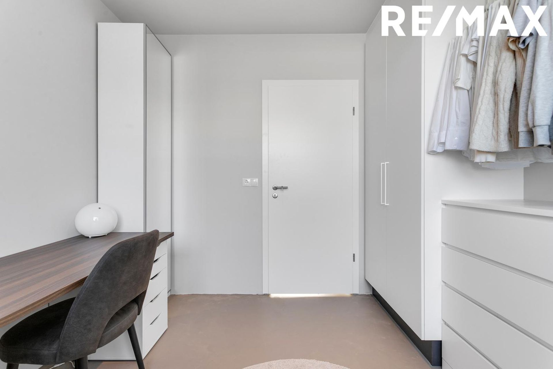 Rökkvatjörn 1, 113 Reykjavík