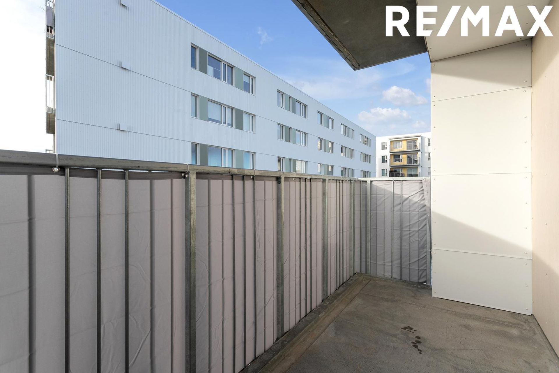 Rökkvatjörn 1, 113 Reykjavík