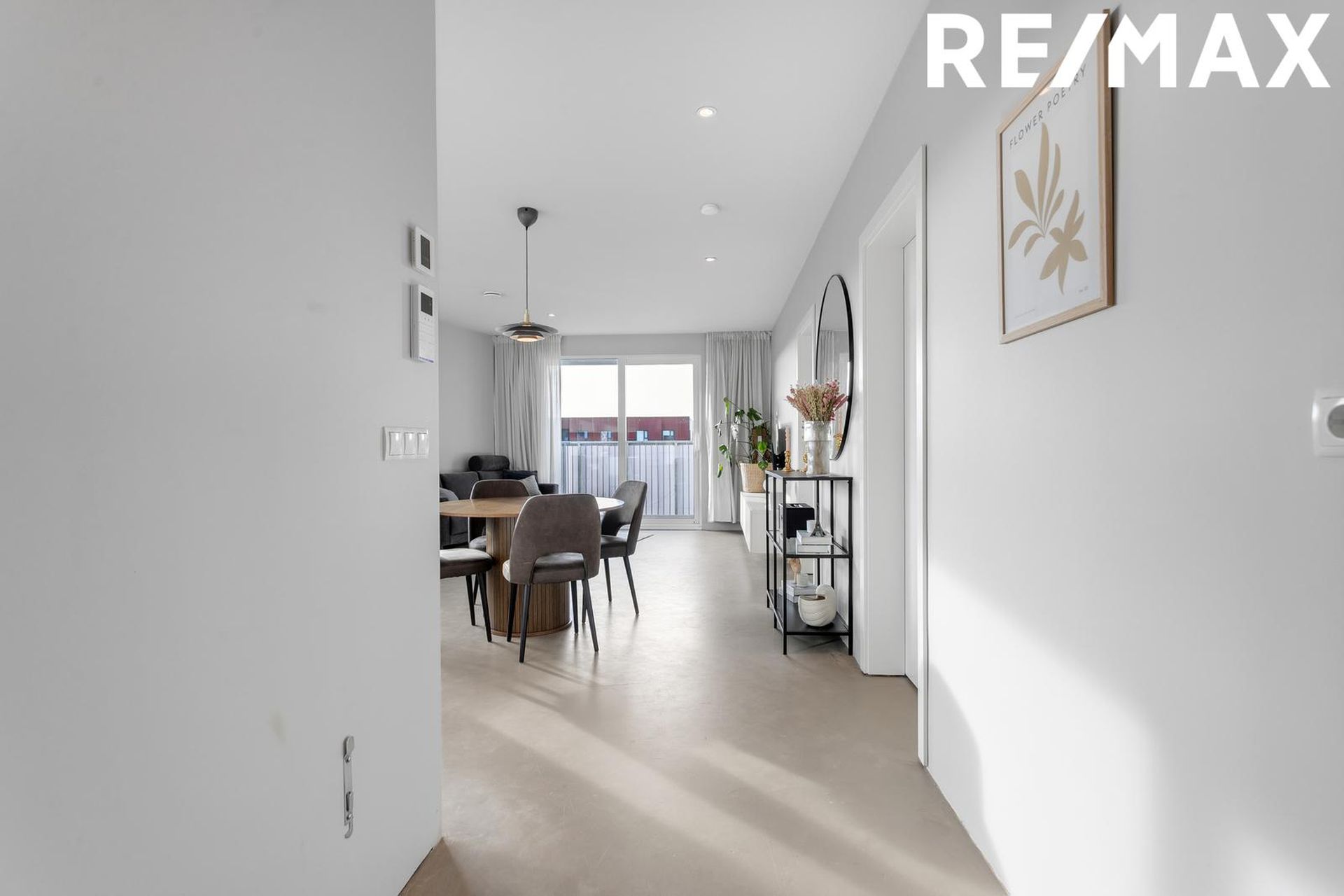 Rökkvatjörn 1, 113 Reykjavík