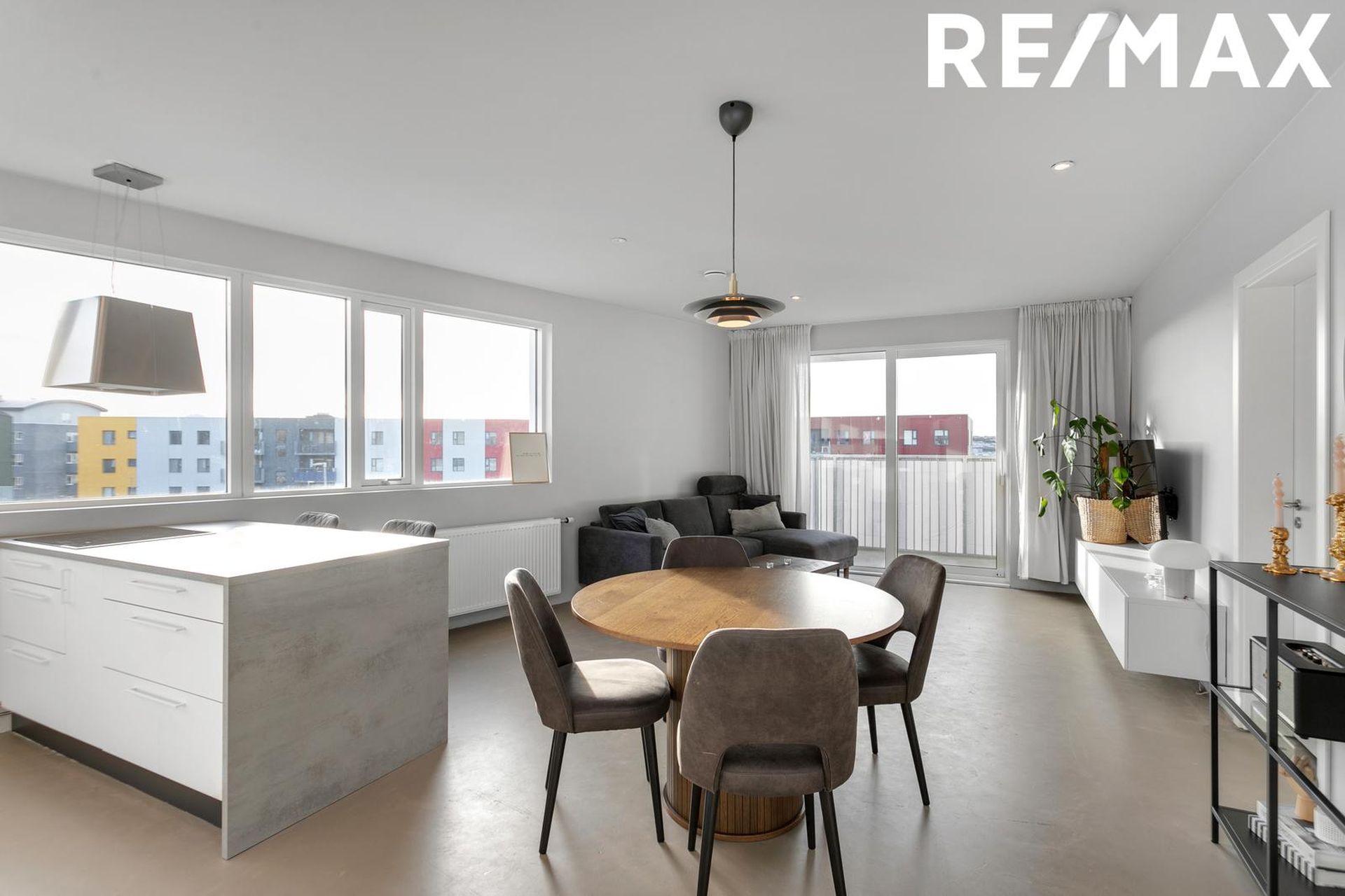 Rökkvatjörn 1, 113 Reykjavík