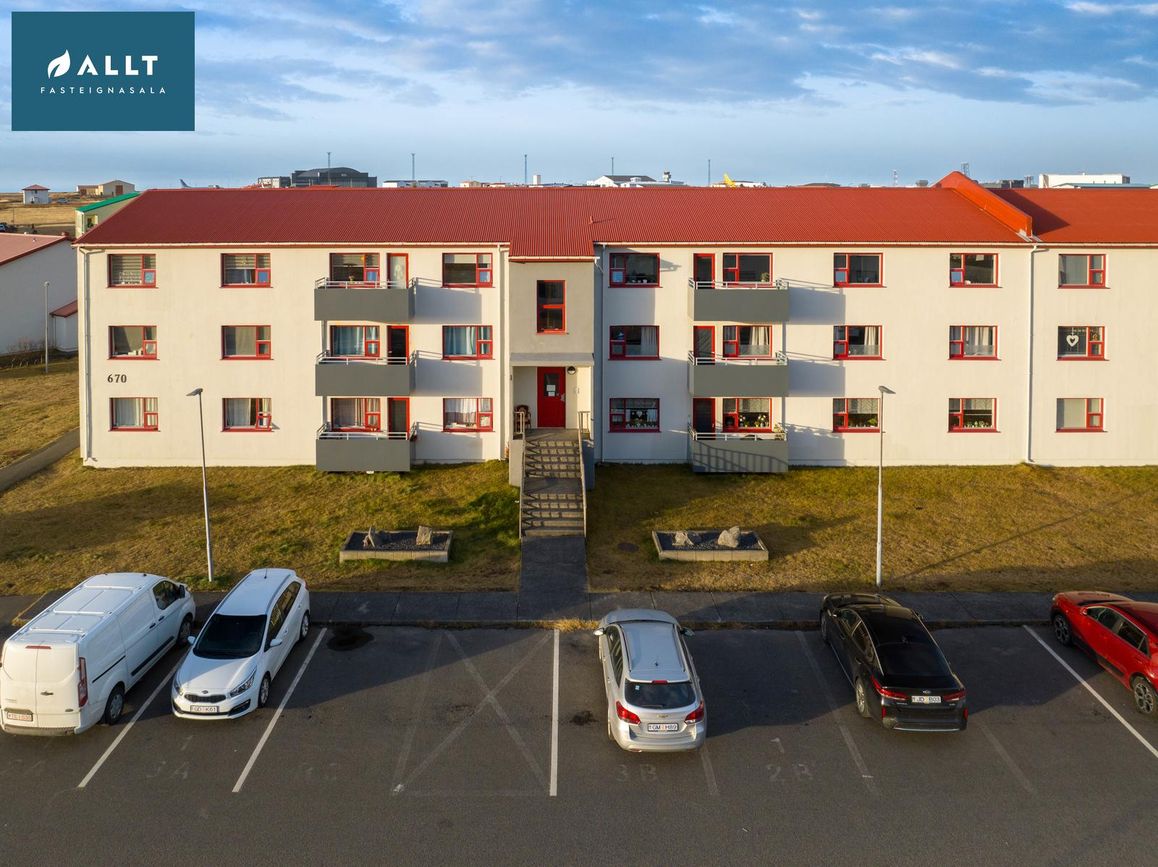 Breiðbraut 670A, 262 Reykjanesbær