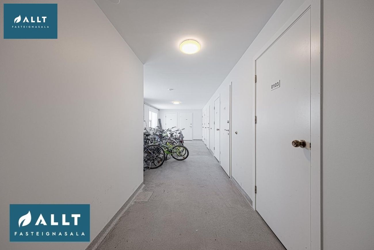 Breiðbraut 670A, 262 Reykjanesbær