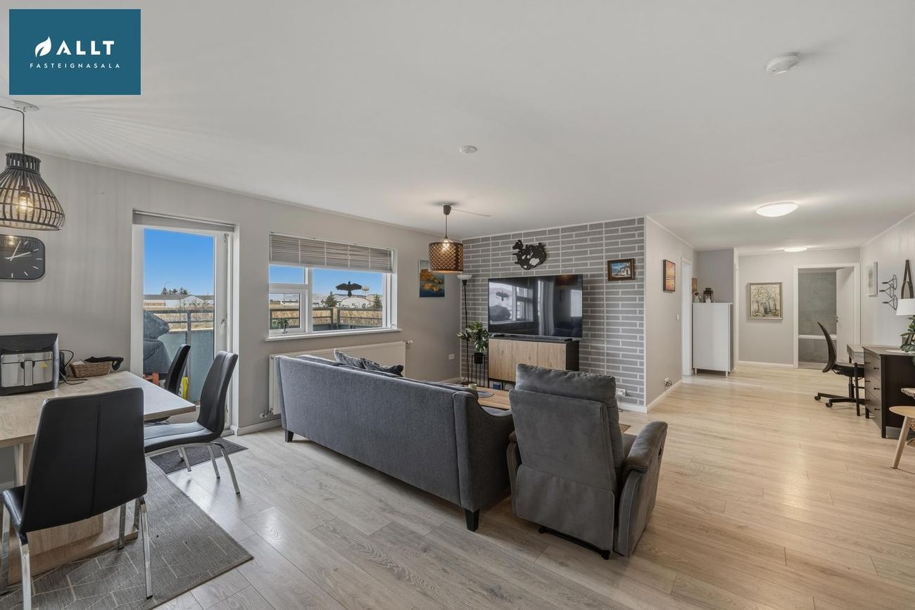 Breiðbraut 670A, 262 Reykjanesbær