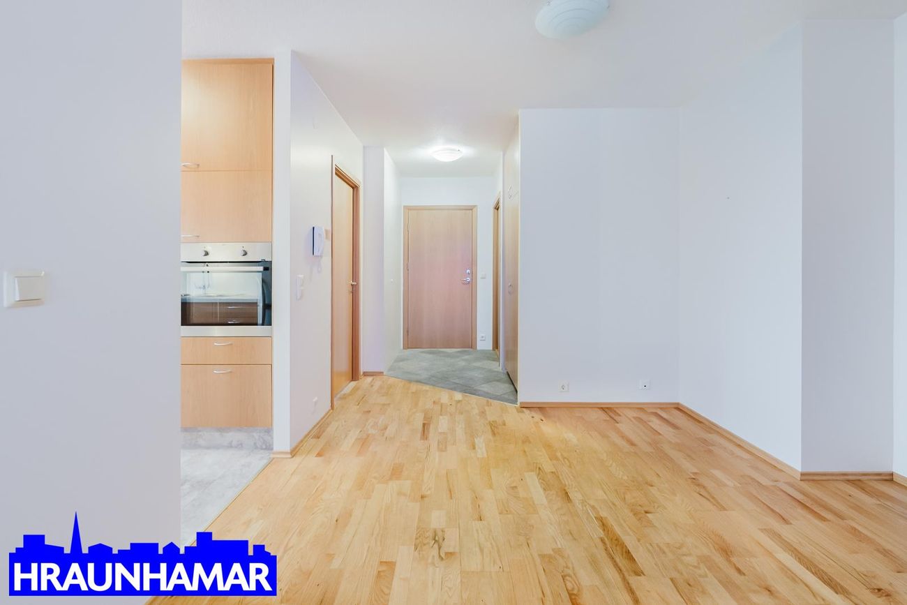 Aðalgata 1 - 0304, 230 Reykjanesbær