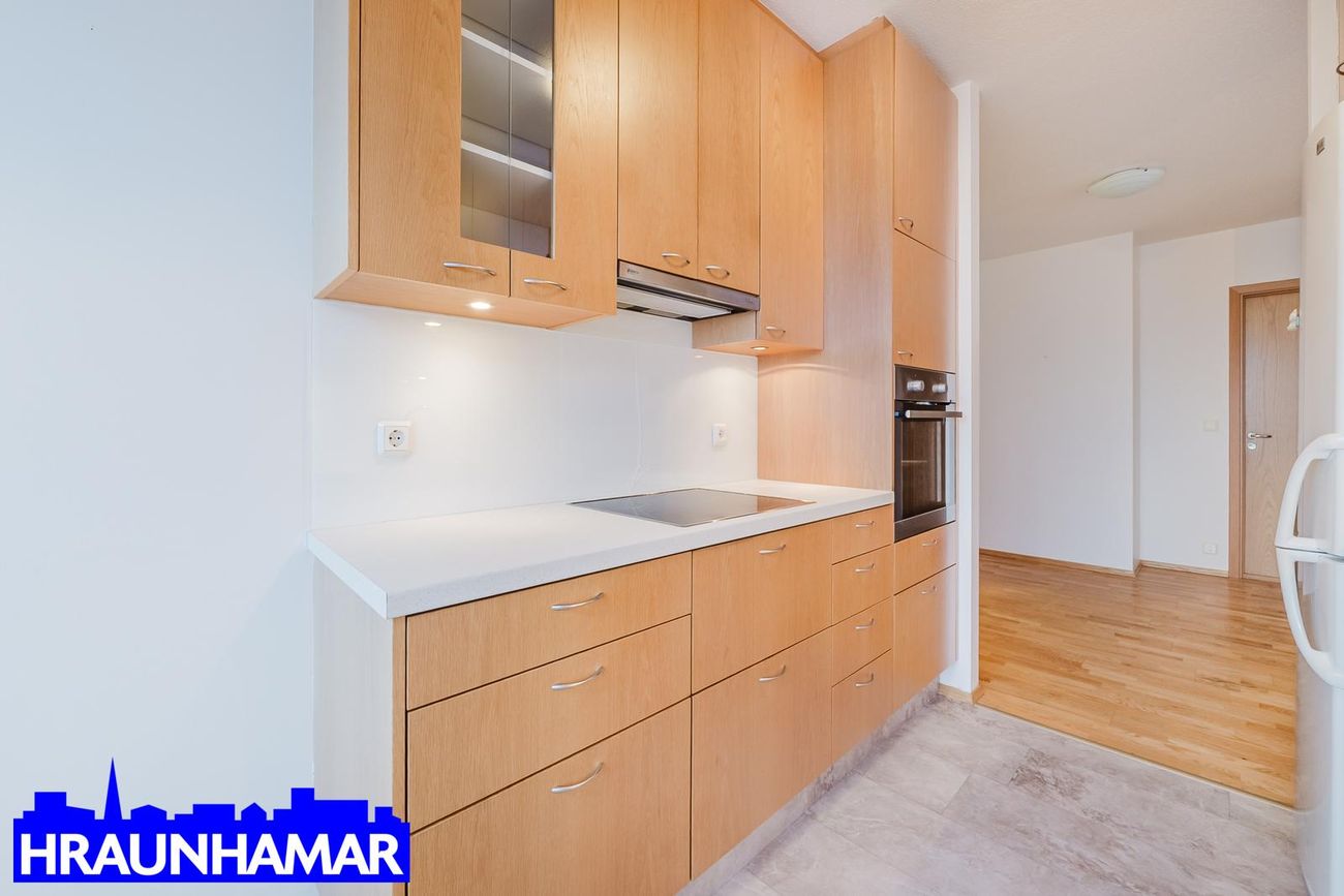 Aðalgata 1 - 0304, 230 Reykjanesbær