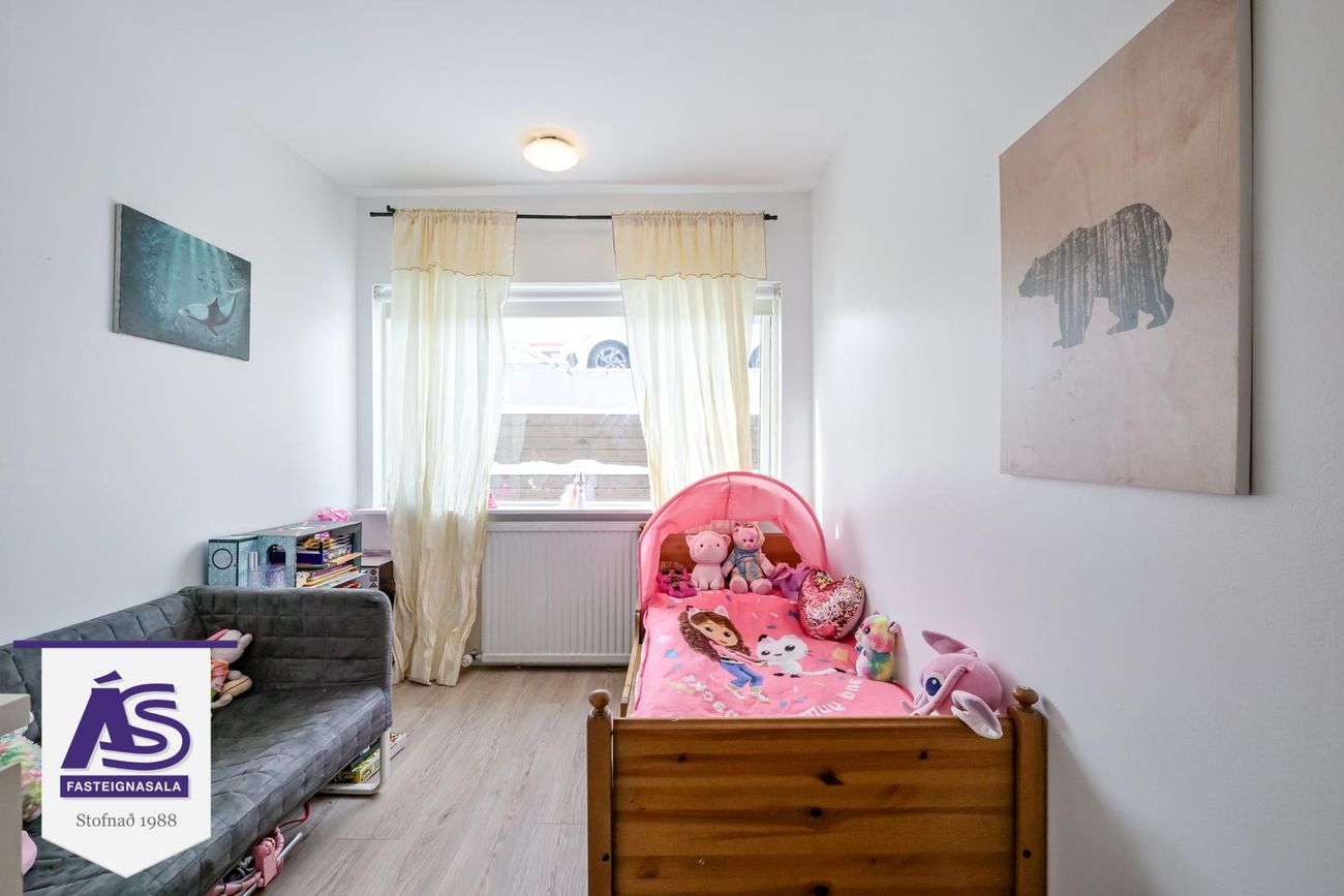 Fagrakinn 23 - 0001, 220 Hafnarfjörður