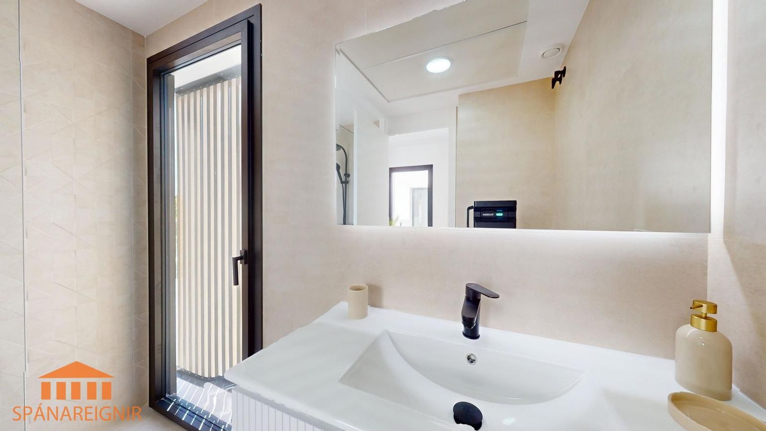 Kleppsvegur 132, 104 Reykjavík