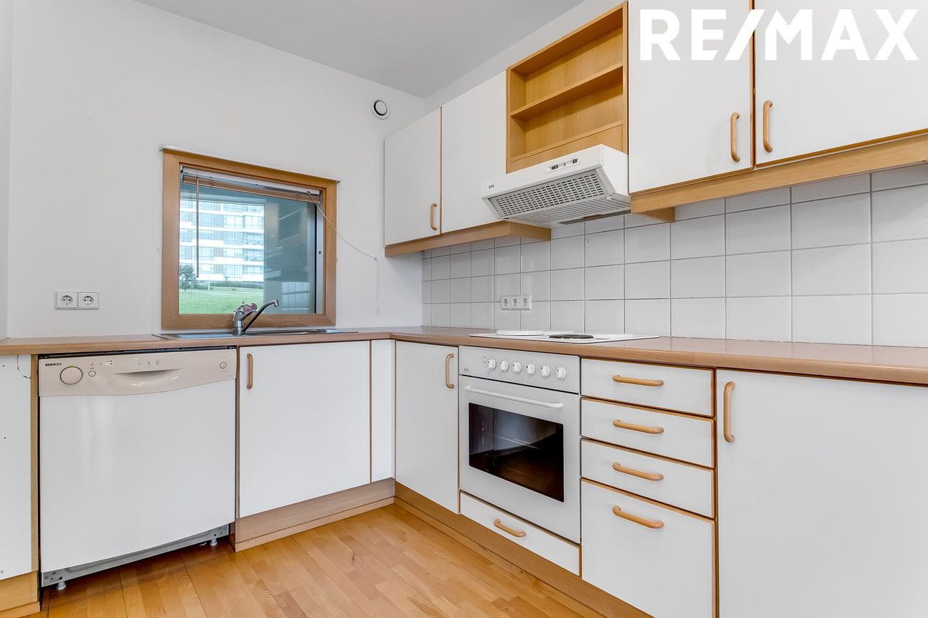 Sléttuvegur 15, 103 Reykjavík