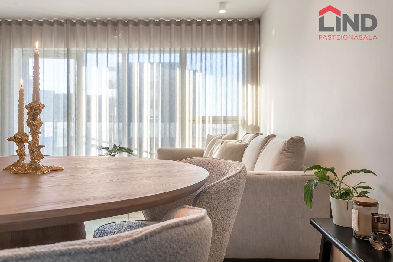 Áshamar 52 - 0311, 221 Hafnarfjörður