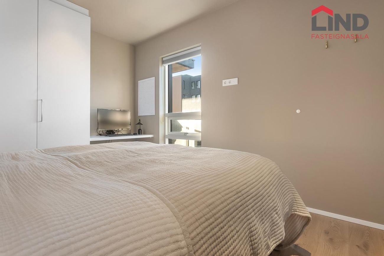 Áshamar 52 - 0311, 221 Hafnarfjörður