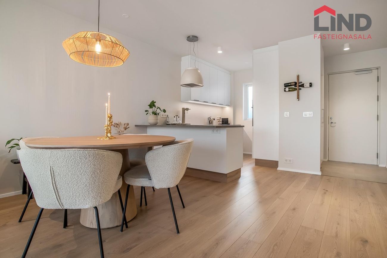 Áshamar 52 - 0311, 221 Hafnarfjörður