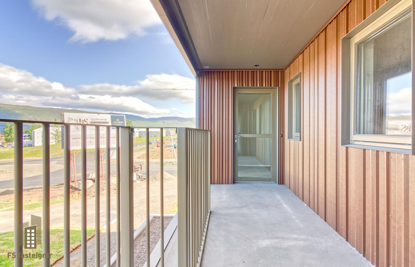 Lækjarmói 8, 603 Akureyri