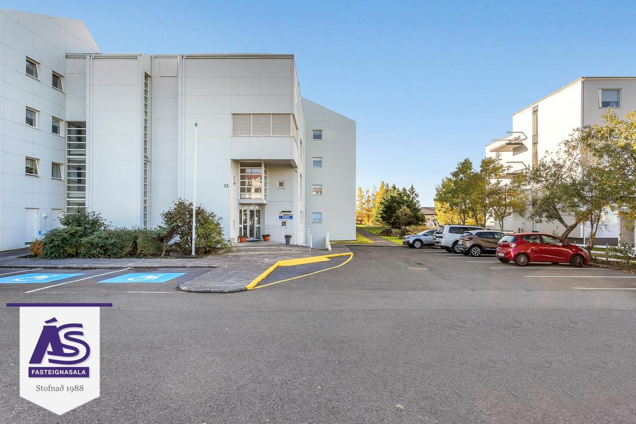 Hjallabraut 33, 220 Hafnarfjörður