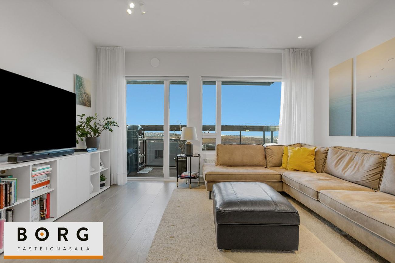 Hraungata 23 - 0303, 210 Garðabær