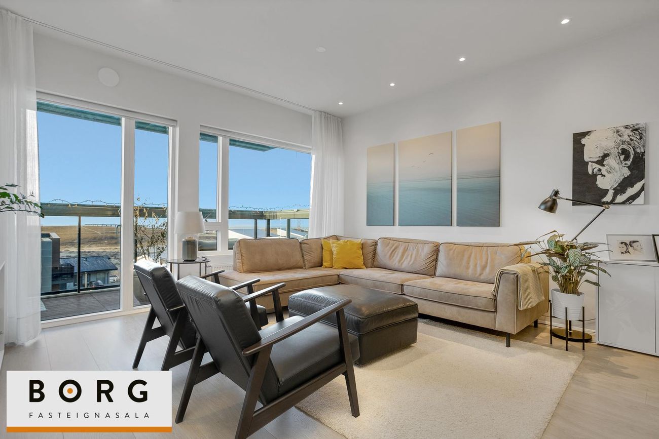 Hraungata 23 - 0303, 210 Garðabær