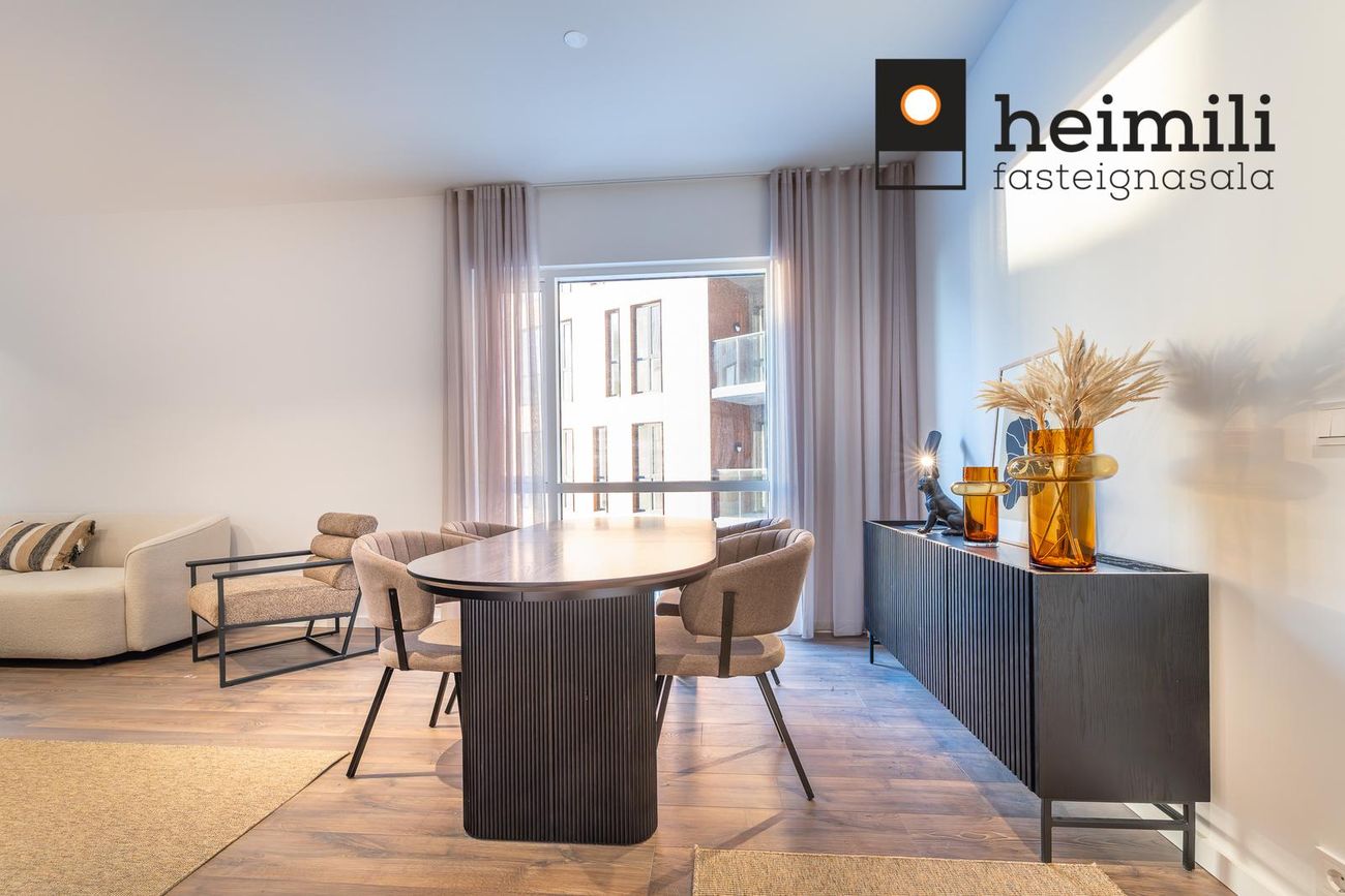 Grensásvegur 1C, 108 Reykjavík