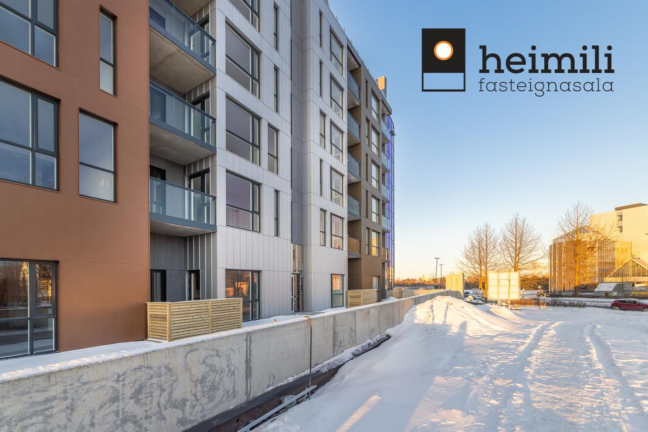 Grensásvegur 1C, 108 Reykjavík