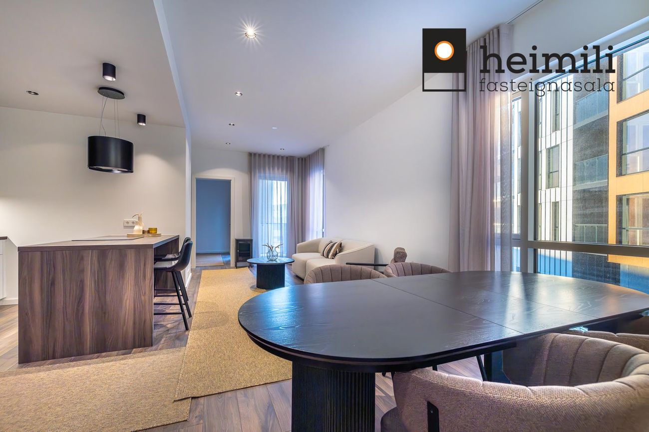 Grensásvegur 1C, 108 Reykjavík