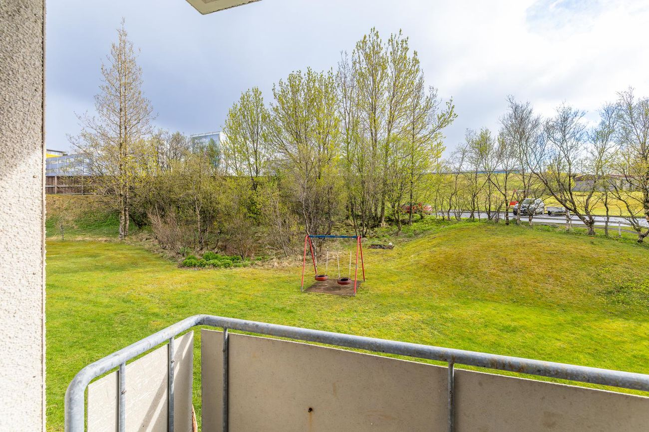 Ásbraut 11, 200 Kópavogur