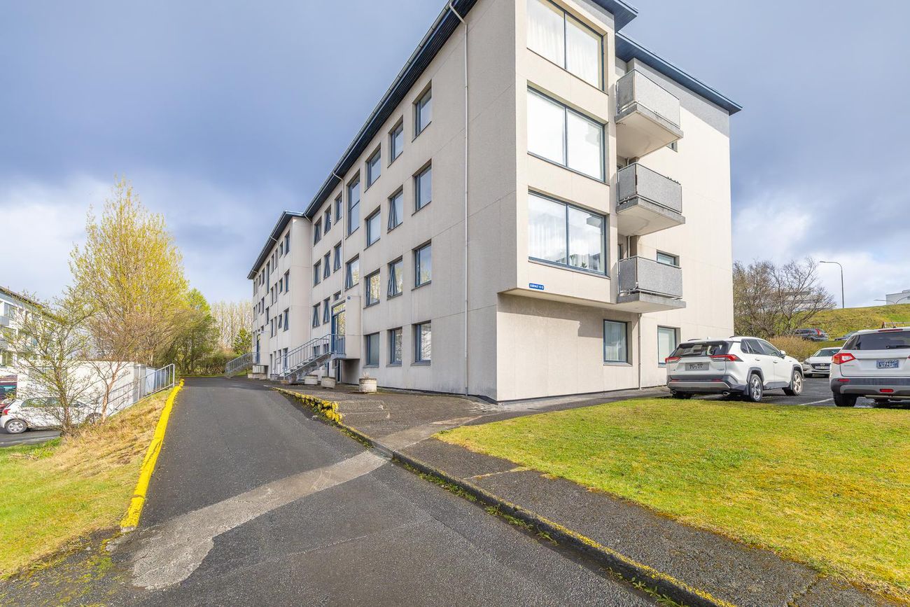 Ásbraut 11, 200 Kópavogur