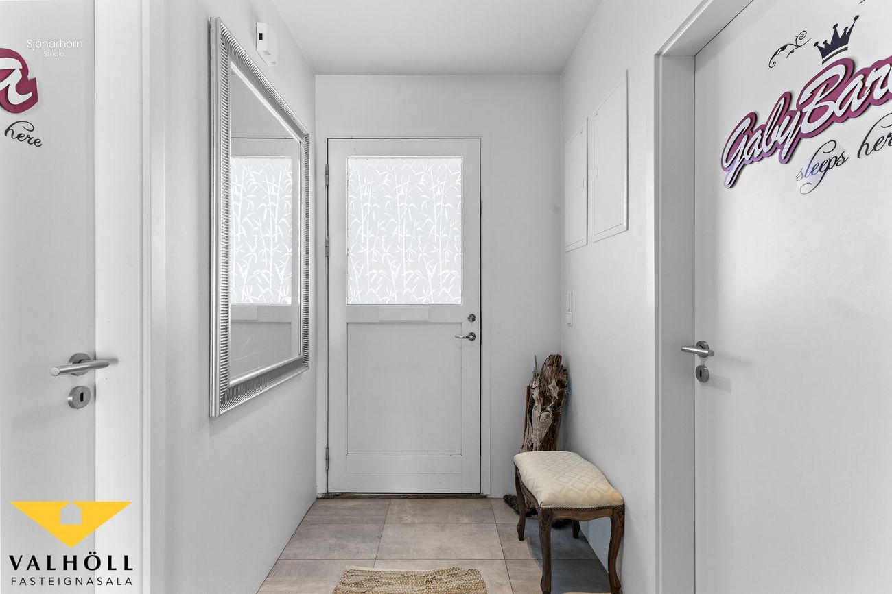 Dalsbraut 14, 260 Reykjanesbær