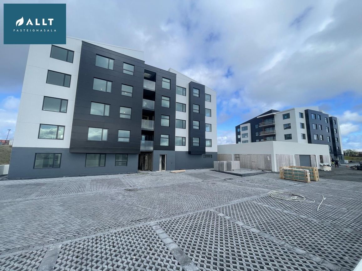 Asparlaut 26, 230 Reykjanesbær
