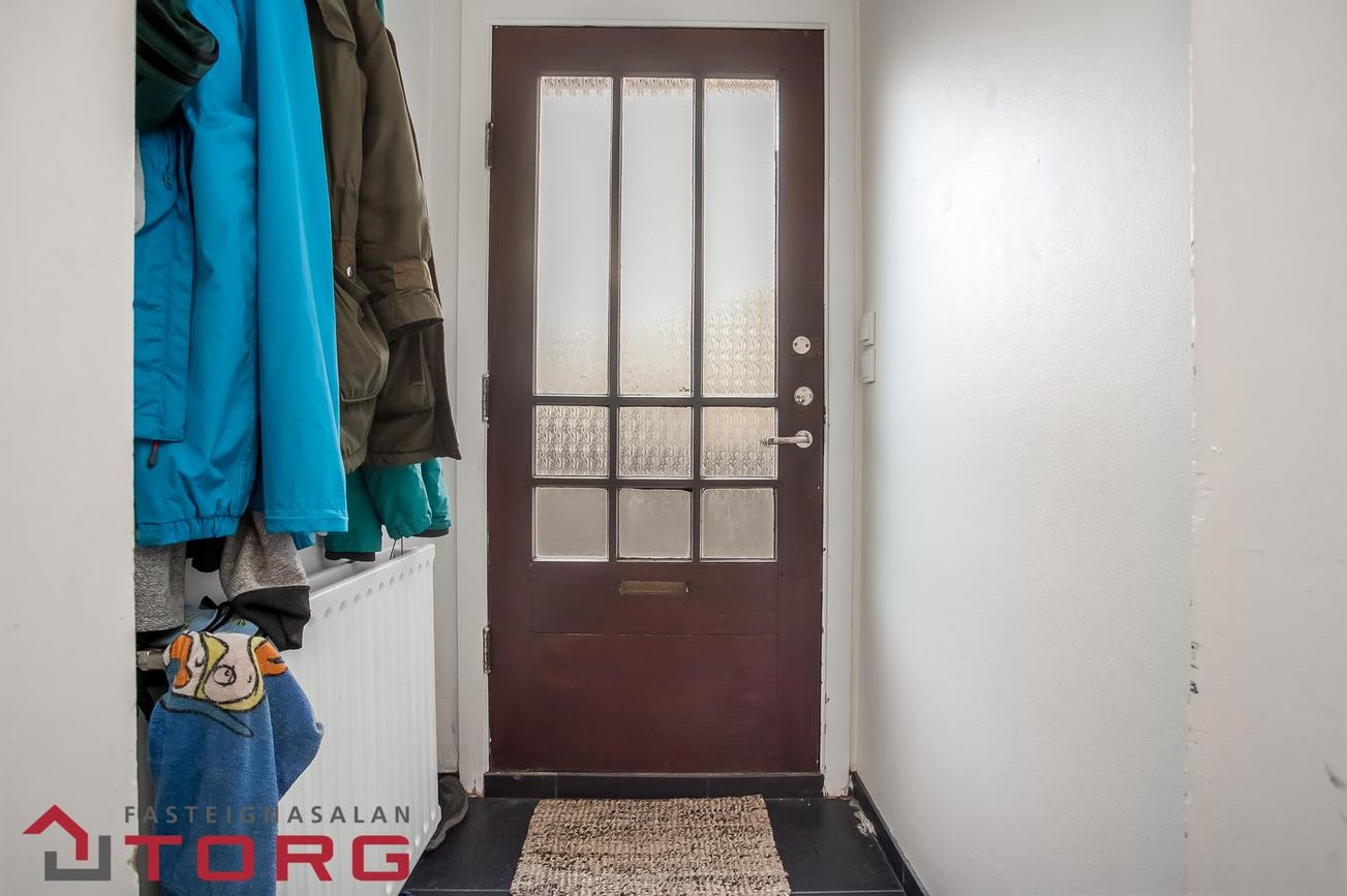 Barmahlíð 44, 105 Reykjavík