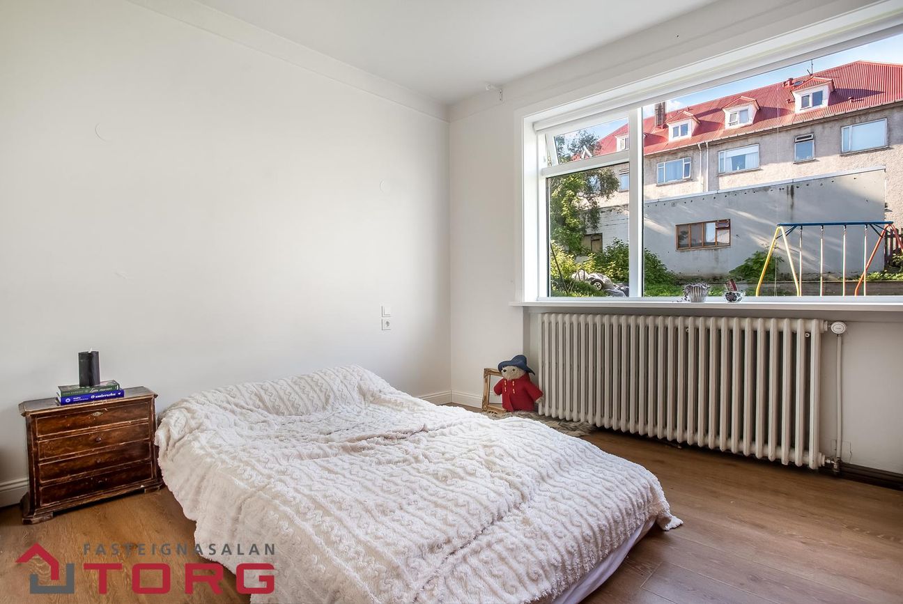Barmahlíð 44, 105 Reykjavík