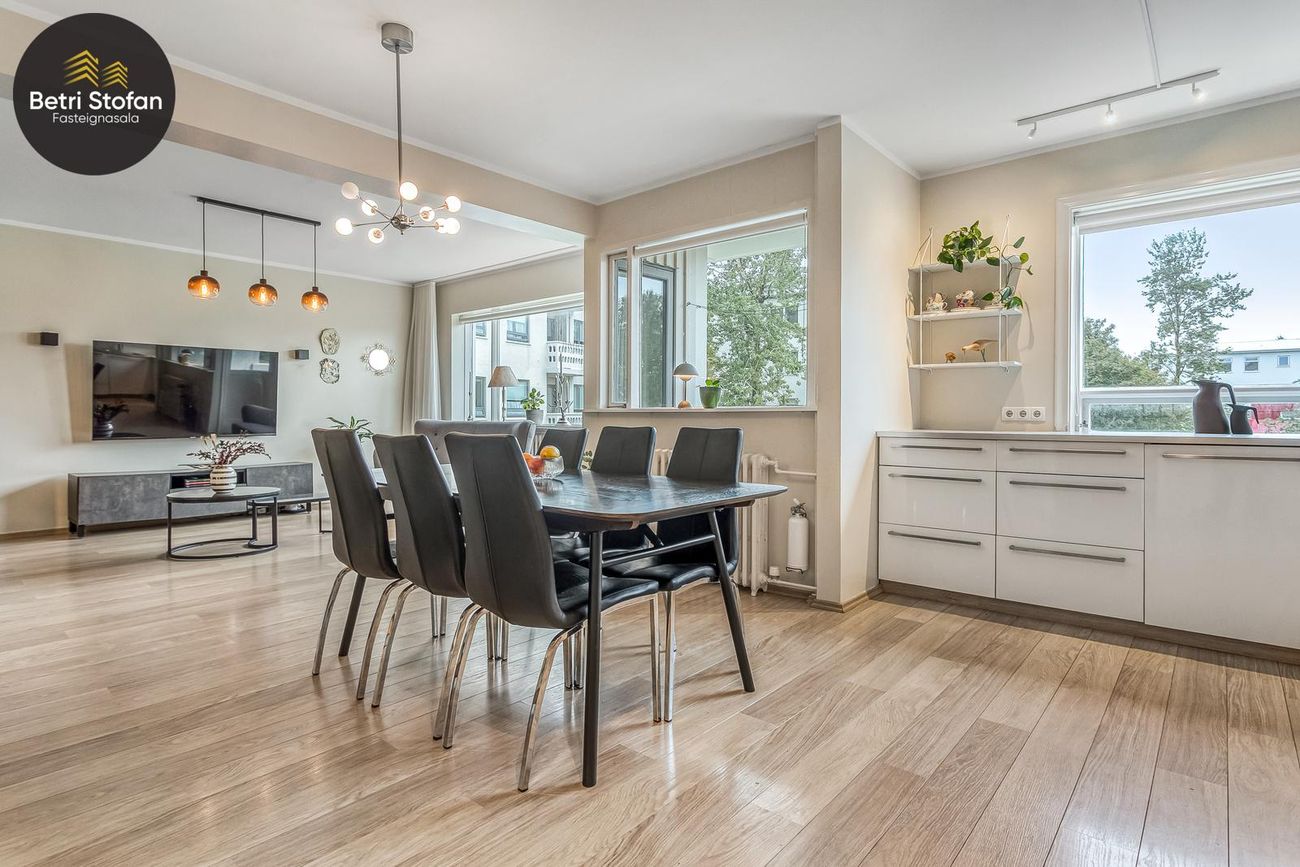 Bogahlíð 14, 105 Reykjavík