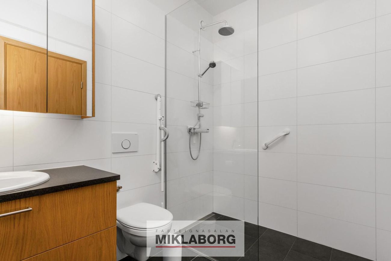 Mánatún 3, 105 Reykjavík