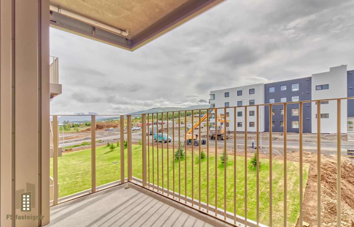 Lækjarmói 8, 603 Akureyri