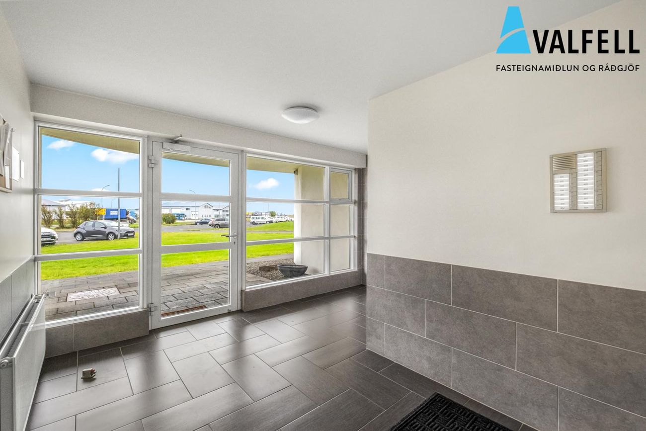 Holtsflöt 9, 300 Akranes