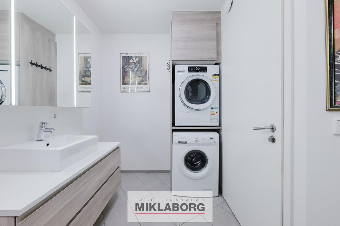 Stakkholt 2B, 105 Reykjavík