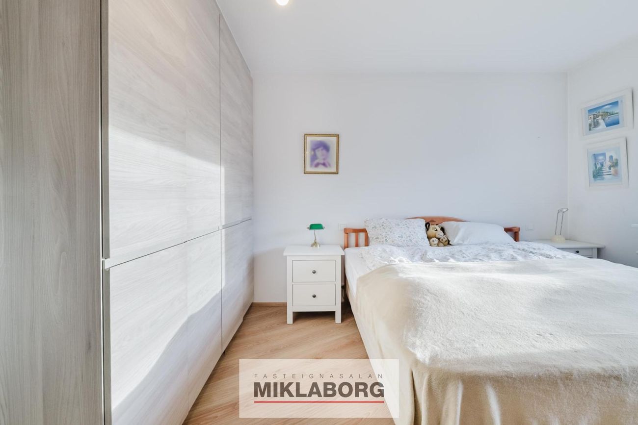 Stakkholt 2B, 105 Reykjavík
