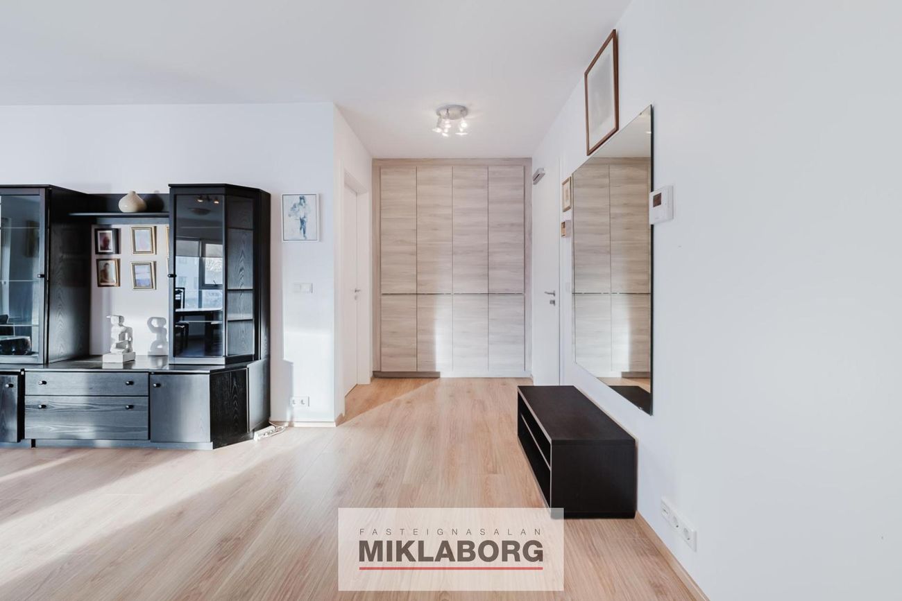 Stakkholt 2B, 105 Reykjavík