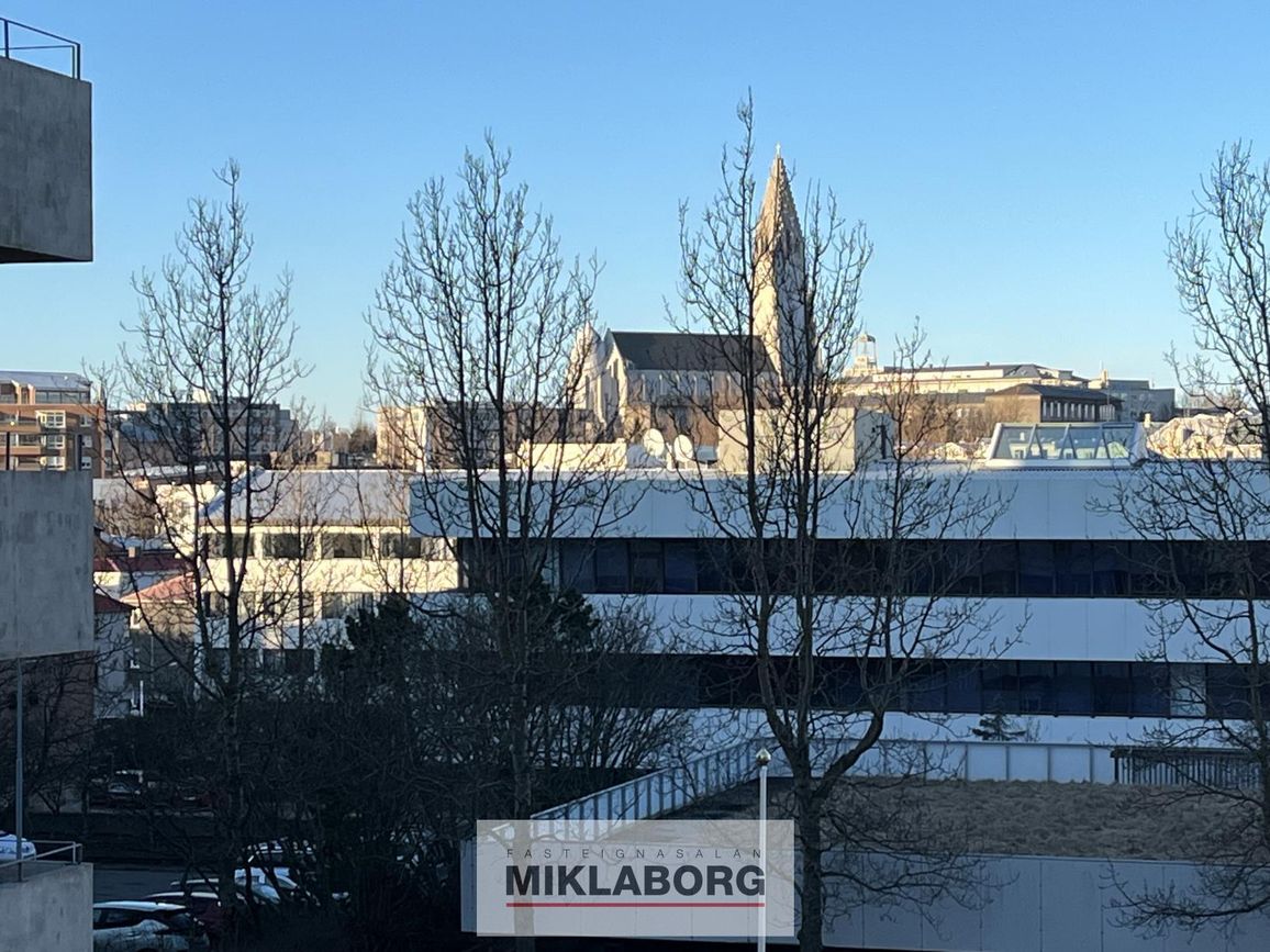 Stakkholt 2B, 105 Reykjavík