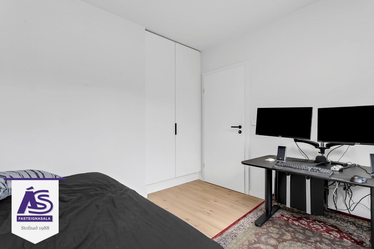 Haukahlíð 3, 102 Reykjavík