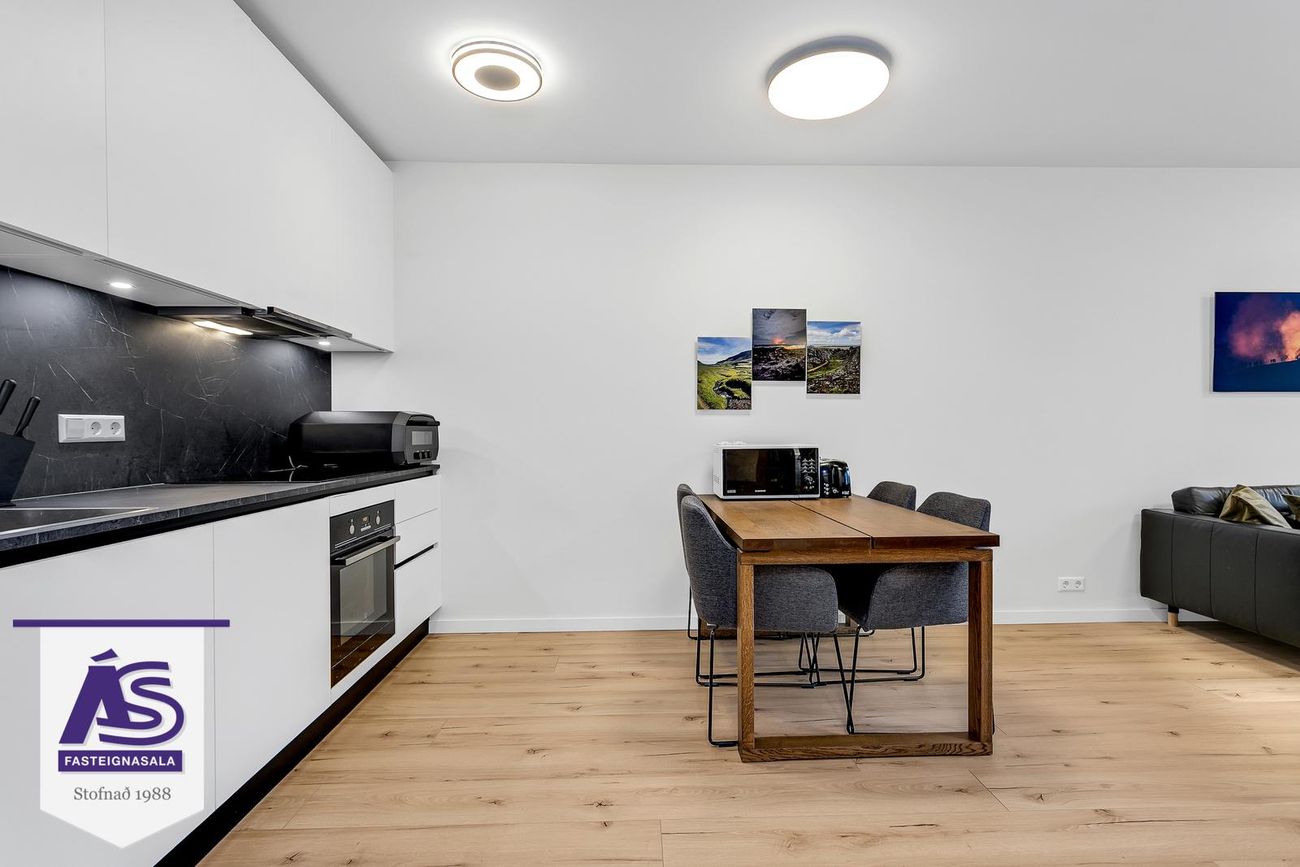 Haukahlíð 3, 102 Reykjavík