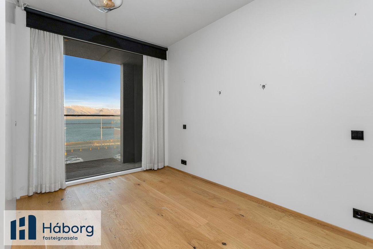 Tryggvagata 13 - 0505, 101 Reykjavík