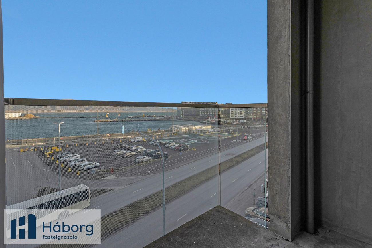 Tryggvagata 13 - 0505, 101 Reykjavík